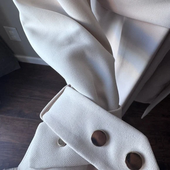 H&M Cream Blazer - Picture 3 of 5